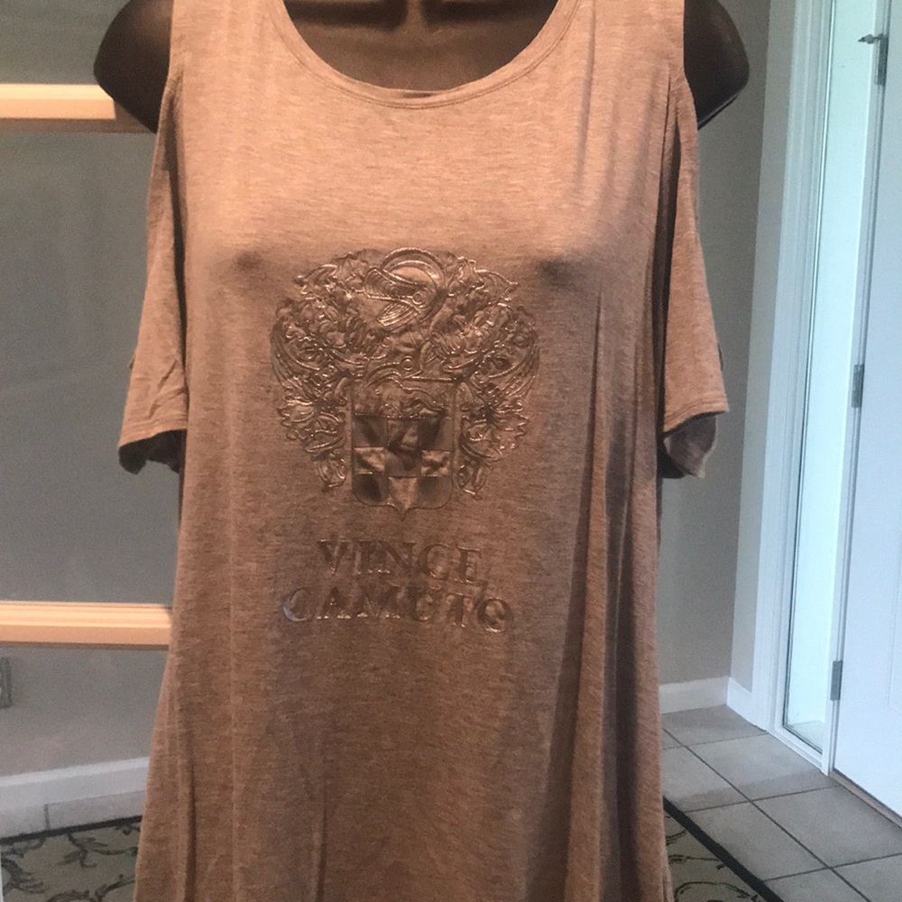 Vince Camuto T - super cute for spring!